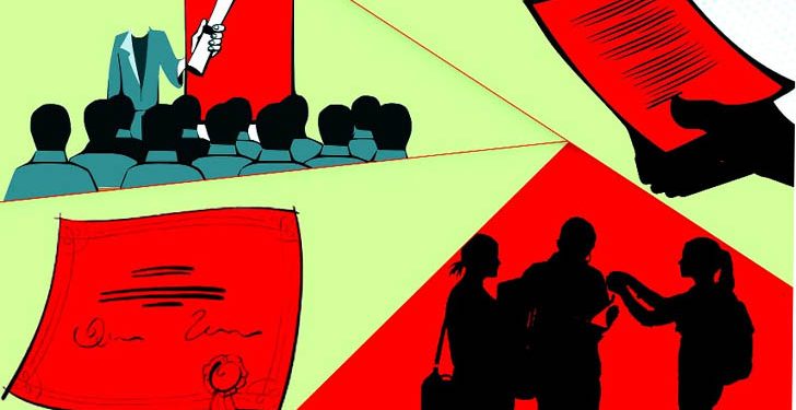 সরকারের ষড়যন্ত্রে শিক্ষাব্যবস্থা ধ্বংসের পথে